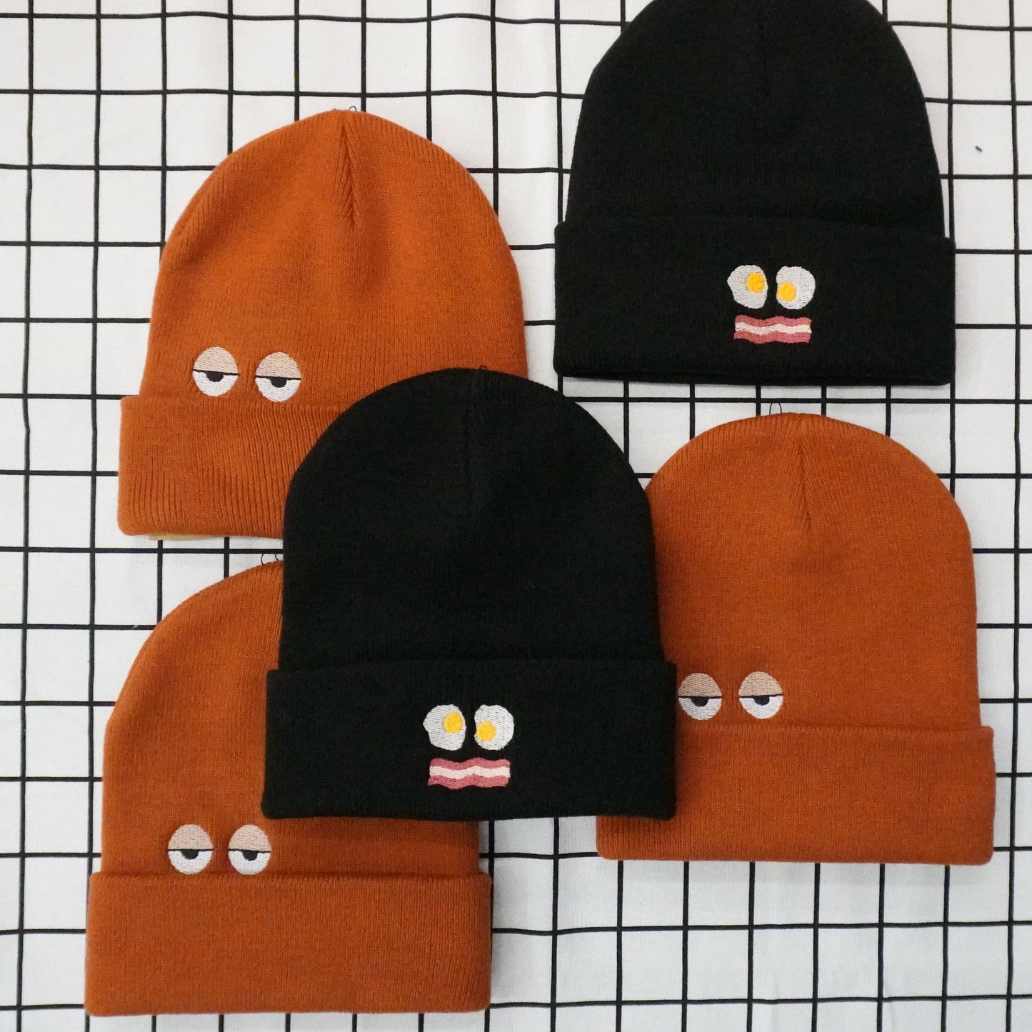 Beanie what you looking at - Orange