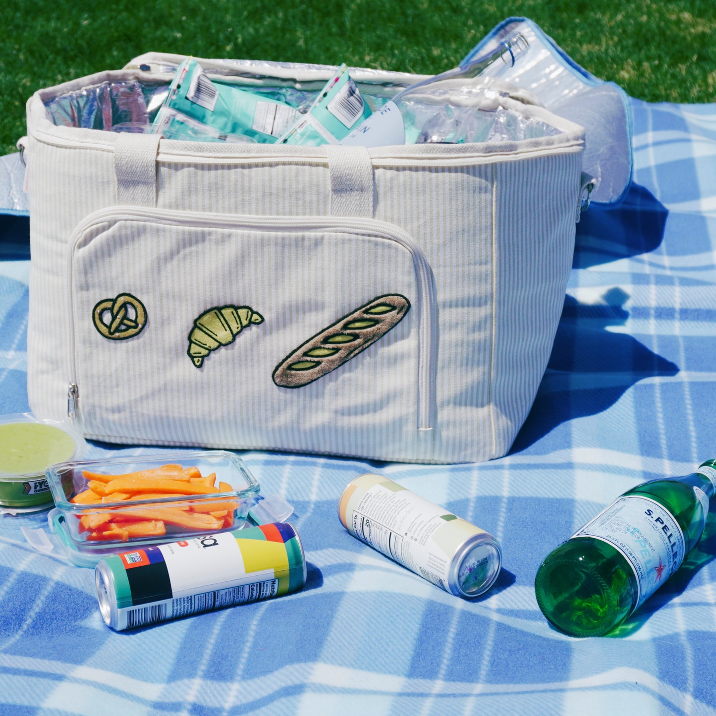 Bread Trio Stripes Box Cooler – Cute Insulated Lunch Cooler for Picnics, Beach Days & Camping