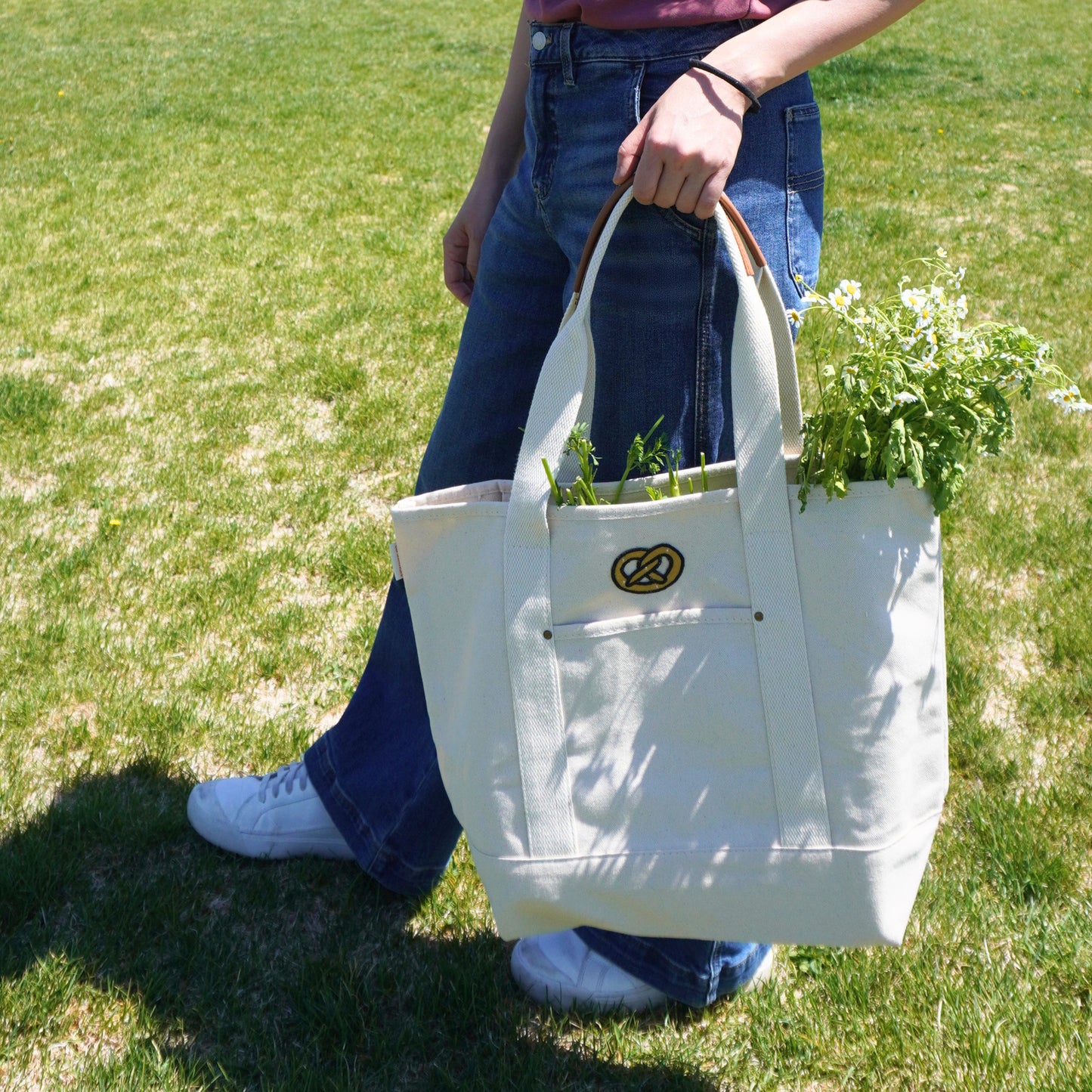 Bread Trio Essential Tote Bag – Cute Canvas Shopping Bag for Grocery, Work, Beach & Daily Use