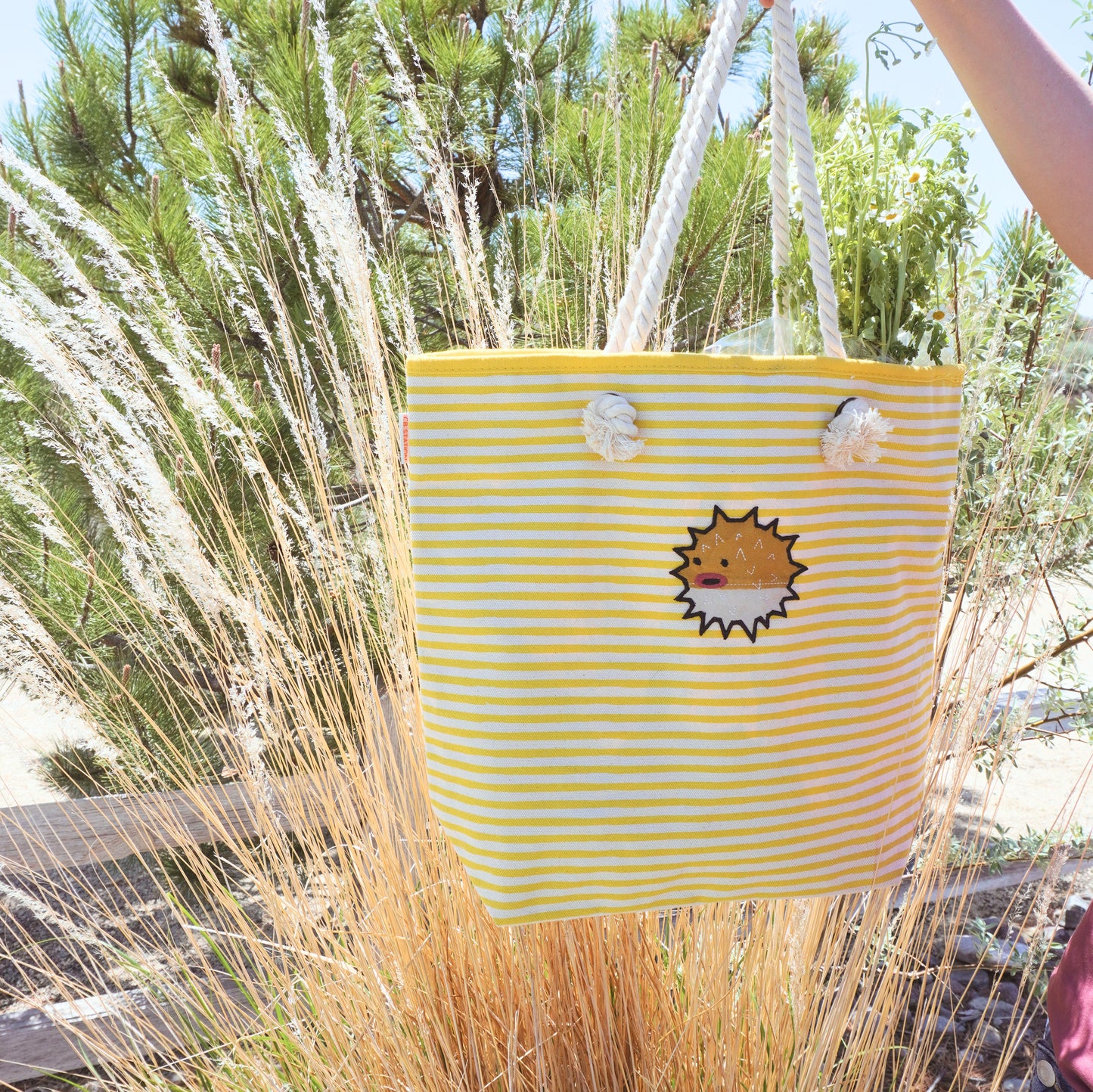 Puffer Knotted Rope Tote – Cute Rope Handle Tote Bag for Beach, Shopping & Summer Adventures