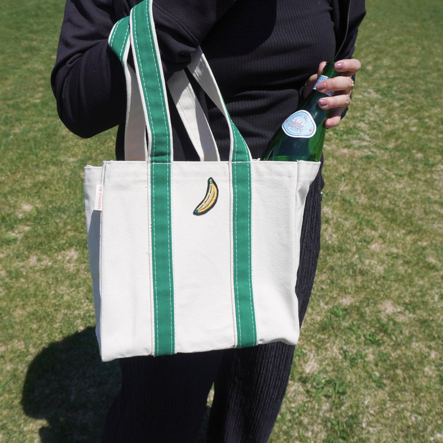 Banana Four Bottle Wine Carrier – Fun Wine Tote Bag for Picnics, Parties & Wine Lover Gifts