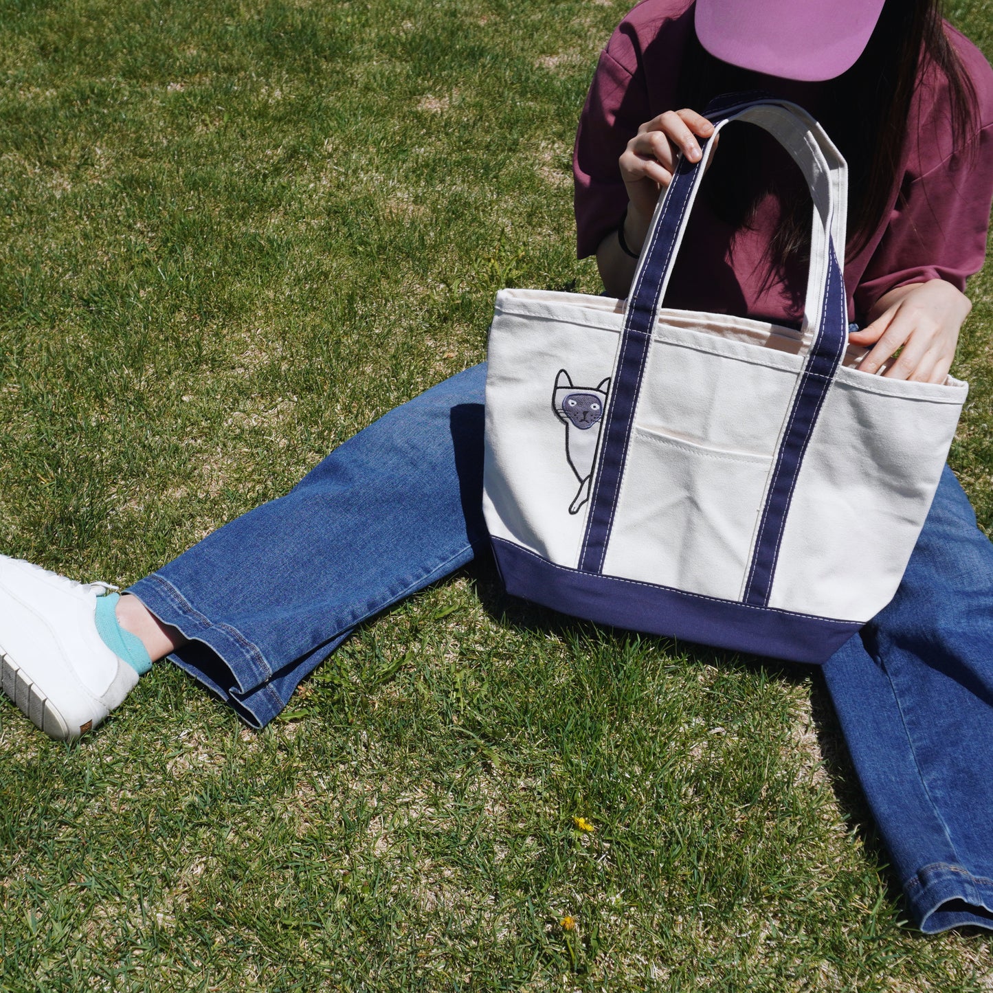 Sneaky Cat Medium Classic Tote – Cute Canvas Tote Bag for School, Work, Shopping & Everyday Fun