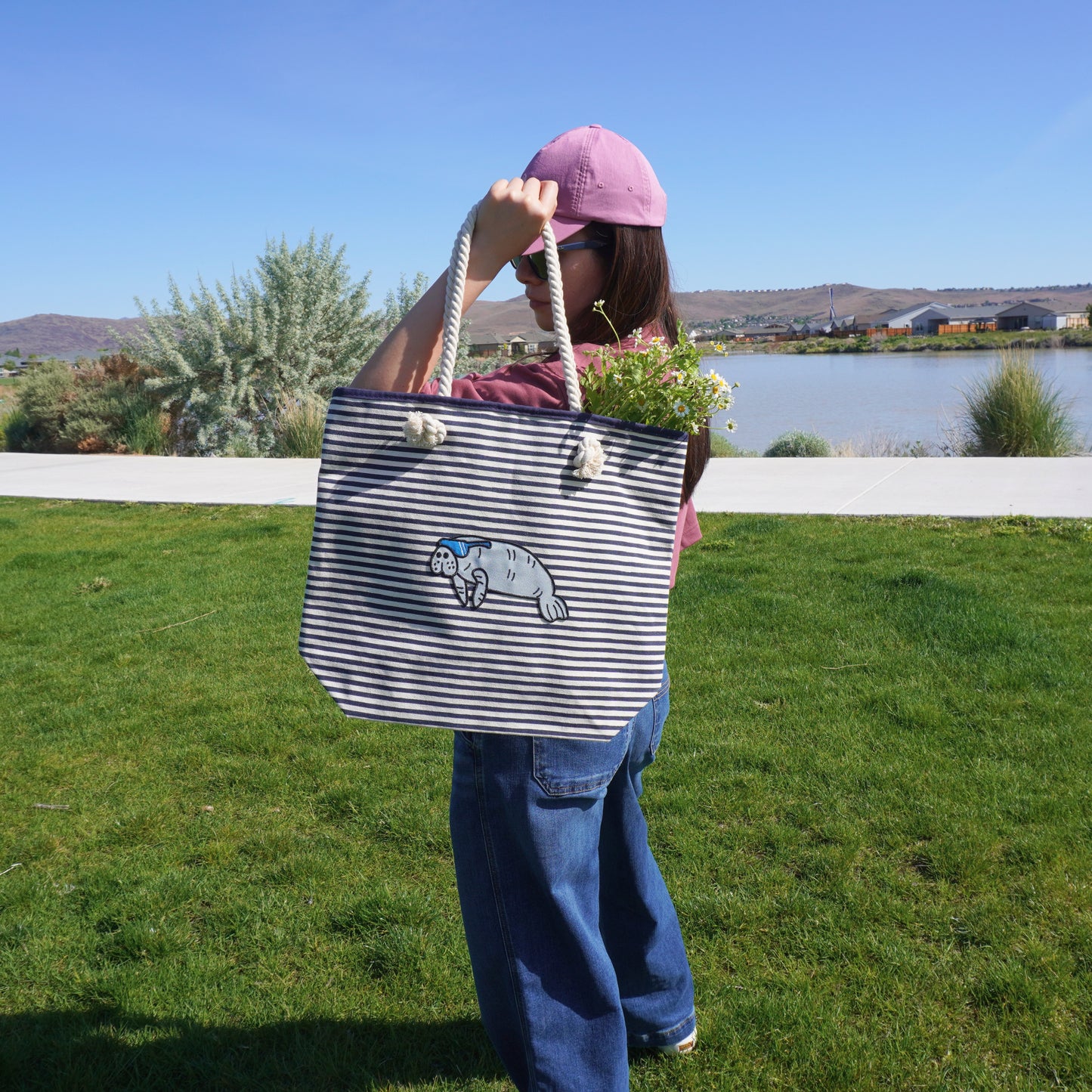 Manatee Knotted Rope Tote – Adorable Beach Tote Bag with Rope Handles for Shopping & Summer Fun