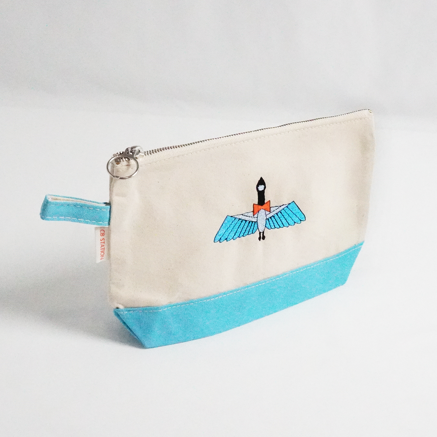 Canada Geese Baby Blue Makeup Pouch – Cute and Practical Organizer for Essentials