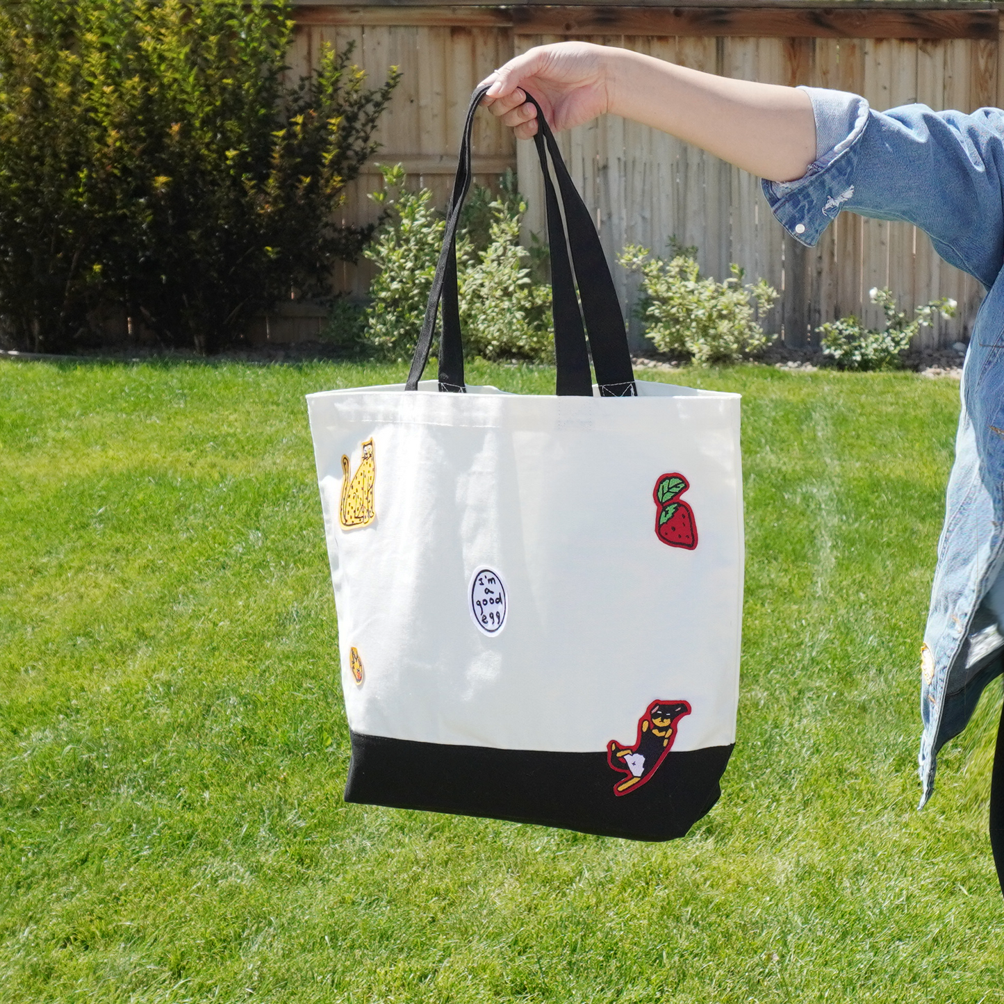 Multiple embroidery Tote bag